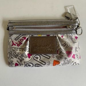 Coach Poppy zippered pouch